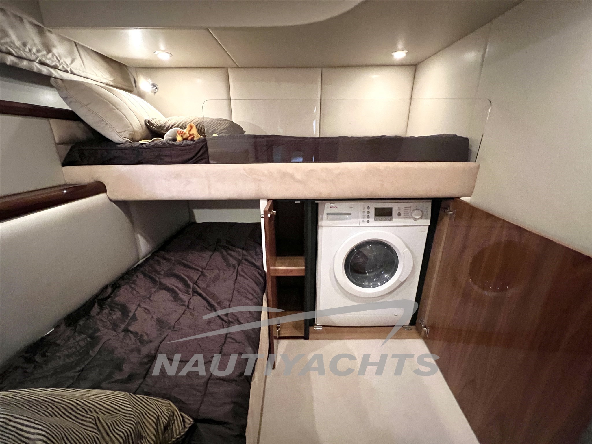 slider 16 Sunseeker Portofino 53